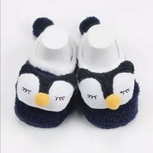 Baby Fleece Socks Boys Girls Blue Navy Penguin Bear 13 - 18 Months